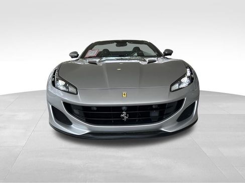 Used 2019 Ferrari Portofino Base image 18