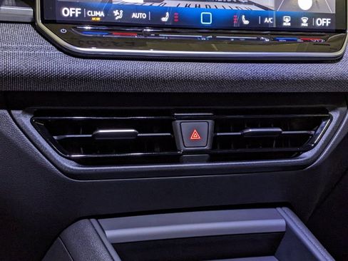 New 2026 Volkswagen Tiguan S FWD image 17