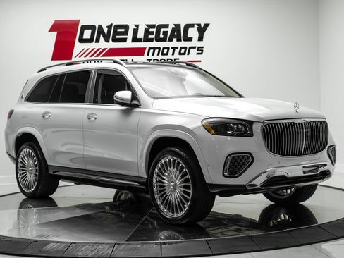 Used 2026 Mercedes-Benz Maybach GLS 600 4MATIC image 5