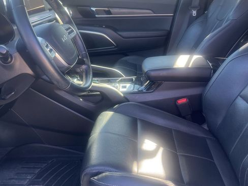 Used 2022 Kia Telluride SX w/ Nightfall Edition Package image 9