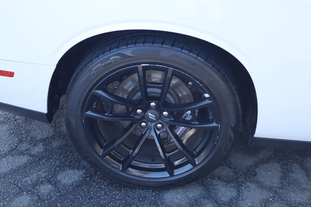 Certified 2017 Dodge Challenger T/A RWD image 11