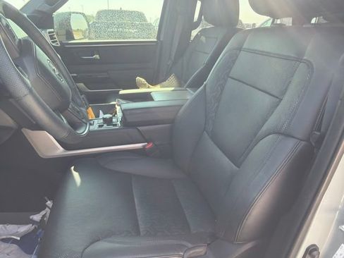 Used 2025 Toyota Sequoia Limited AWD/4WD image 2