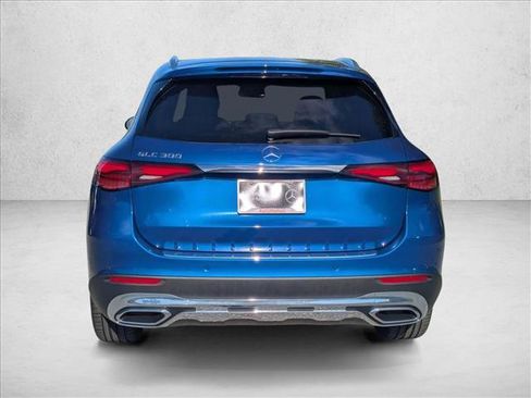 New 2026 Mercedes-Benz GLC 300 image 8