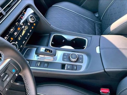 Used 2025 INFINITI QX60 Autograph w/ Cargo Package image 15