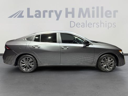 New 2026 Nissan Sentra SL w/ Floor Mat Package image 6