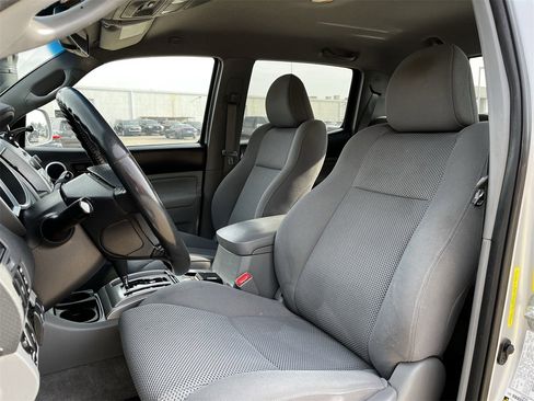 Used 2011 Toyota Tacoma 4x4 Double Cab image 20