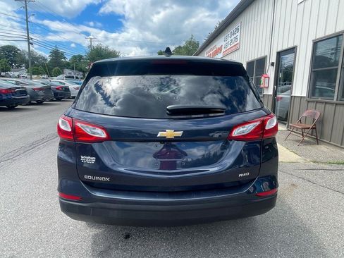 Used 2019 Chevrolet Equinox LS w/ LS Convenience Package AWD/4WD image 5