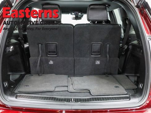 Used 2023 Jeep Grand Cherokee L Laredo image 9