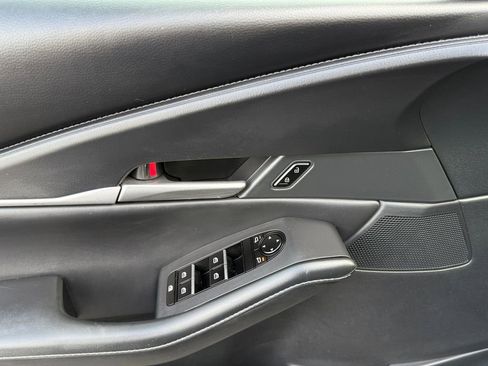 Used 2022 MAZDA CX-30 AWD 2.5 S w/ Select Package image 11