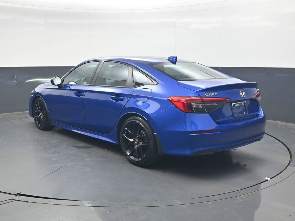 Used 2023 Honda Civic Sport image 6