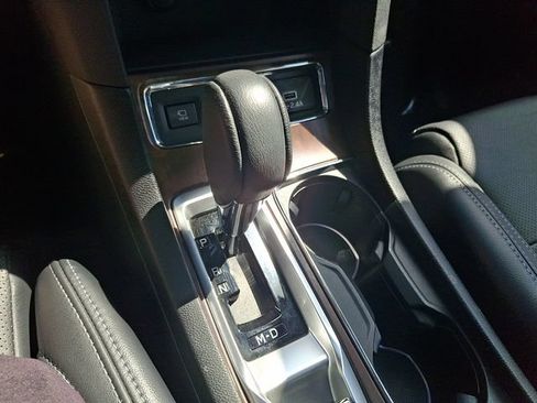 Certified 2023 Subaru Ascent Touring AWD/4WD image 17