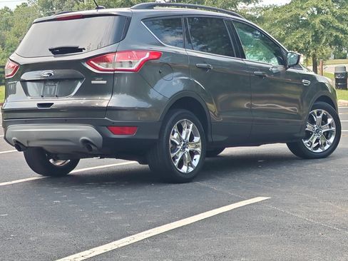 Used 2016 Ford Escape SE w/ SE Leather Comfort Package FWD image 4