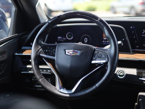 Used 2024 Cadillac Escalade Sport Platinum w/ LPO, ONYX Package AWD/4WD image 27