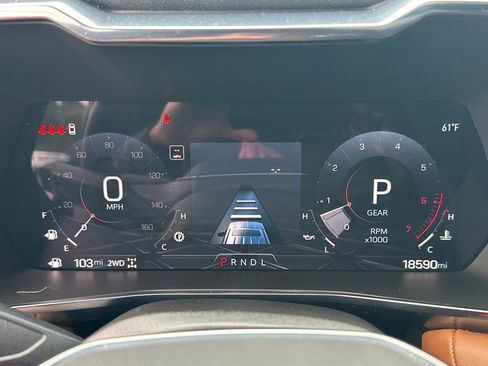 Used 2024 GMC Canyon AT4 w/ Canyon Safety Plus Package AWD/4WD image 27