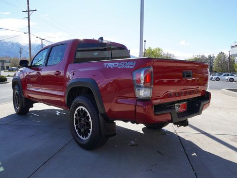 Used 2021 Toyota Tacoma TRD Off-Road w/ Technology Package AWD/4WD image 6