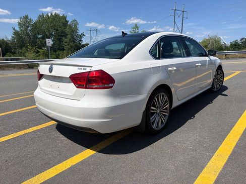 Used 2015 Volkswagen Passat 1.8T Sport FWD image 40