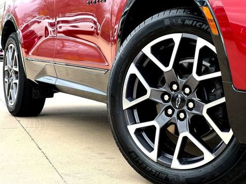 Used 2024 Chevrolet Blazer RS w/ Driver Confidence II Package image 6