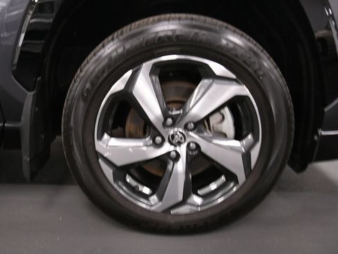 Used 2023 Toyota RAV4 SE w/ Weather & Moonroof Package AWD/4WD image 32