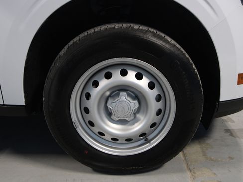 New 2026 Ford Maverick XL AWD/4WD image 25