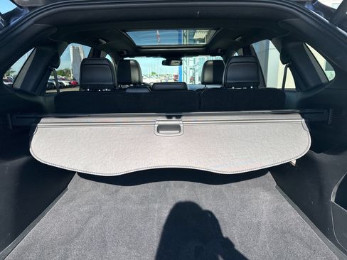 Used 2022 Ford Edge ST-Line w/ Class II Trailer Tow Package AWD/4WD image 28
