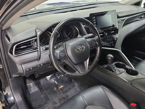 Used 2021 Toyota Camry SE FWD image 16