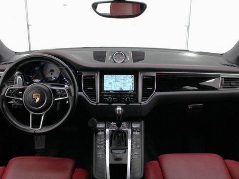 Used 2016 Porsche Macan S image 53