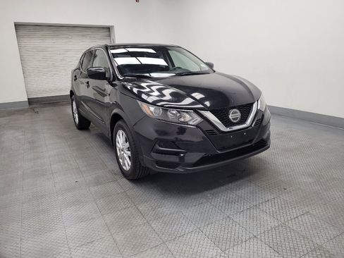 Used 2020 Nissan Rogue Sport S w/ Appearance Package FWD image 13