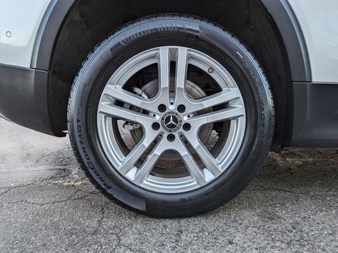 Used 2023 Mercedes-Benz GLB 250 4MATIC image 53