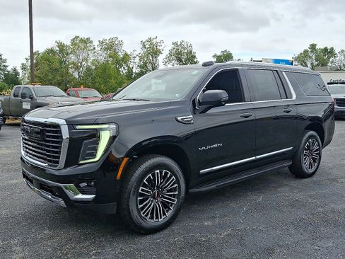 New 2025 GMC Yukon XL Elevation image 4