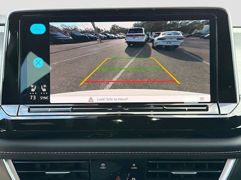 Used 2026 Volkswagen Atlas Cross Sport SE image 32