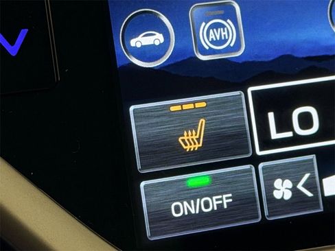 Used 2024 Subaru Ascent Premium image 24