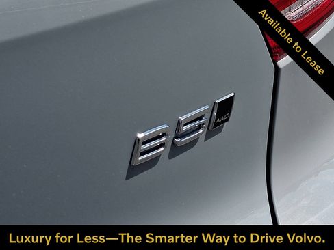 Certified 2026 Volvo XC40 B5 Core w/ Protection Package Premier AWD/4WD image 32