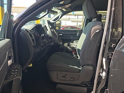 Used 2026 RAM 2500 Big Horn AWD/4WD image 7