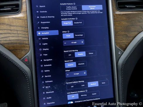 Used 2020 Tesla Model X Long Range image 31