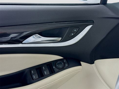 Certified 2023 Buick Enclave Essence w/ Experience Buick Package image 12