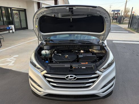 Used 2017 Hyundai Tucson SE image 29