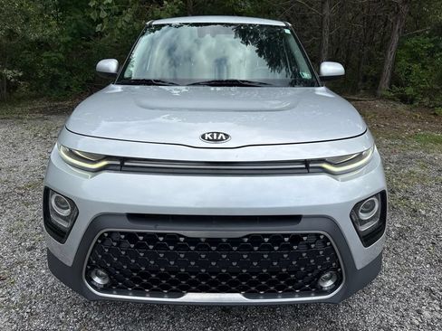 Used 2020 Kia Soul EX FWD image 2