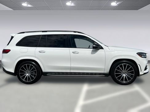 Used 2023 Mercedes-Benz GLS 450 4MATIC image 7