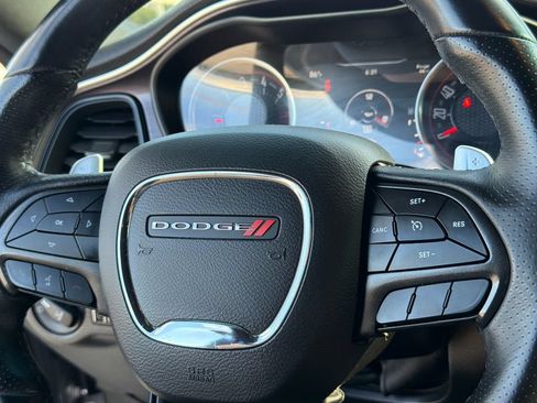 Used 2018 Dodge Challenger R/T w/ Performance Handling Group RWD image 27