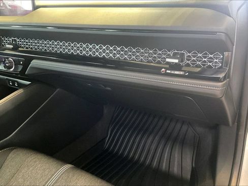 Used 2025 Honda Accord Sport image 17