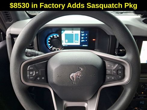 Used 2023 Ford Bronco 2-Door w/ Sasquatch Package AWD/4WD image 23