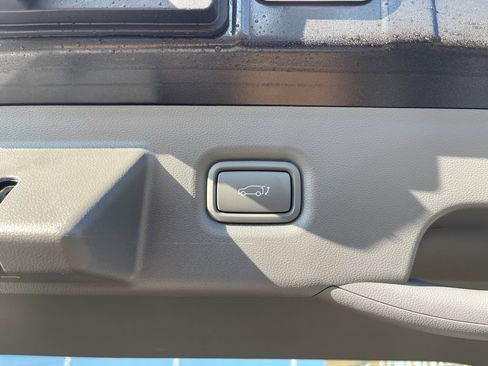 New 2026 Hyundai Ioniq 5 SEL image 12