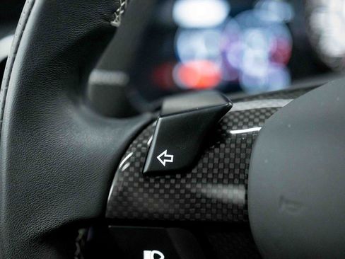 Used 2018 Ferrari 812 Superfast RWD image 75