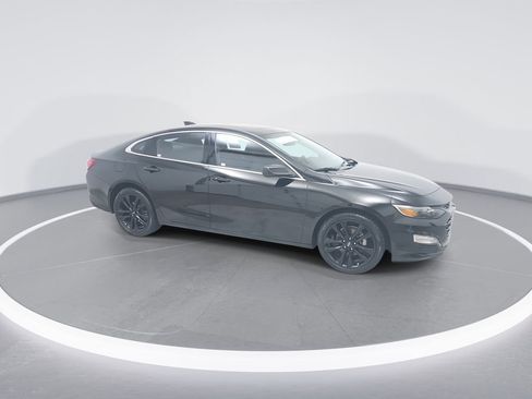 Used 2023 Chevrolet Malibu LT w/ Midnight Edition image 3