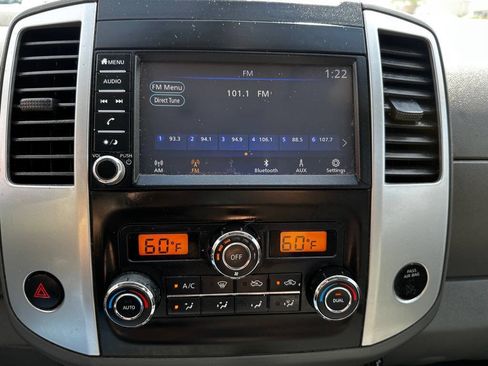 Used 2020 Nissan Frontier SV AWD/4WD image 16