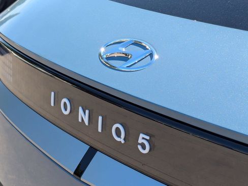 Used 2024 Hyundai Ioniq 5 SE RWD image 34