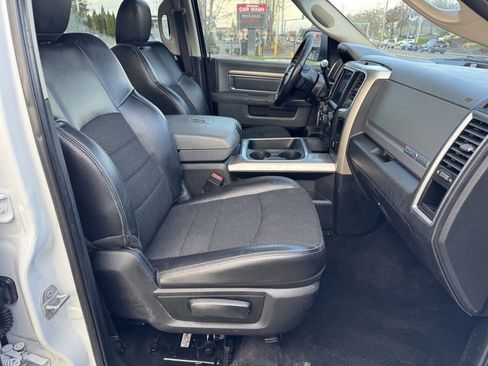 Used 2018 RAM 3500 Lone Star image 14