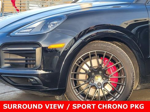 Used 2022 Porsche Cayenne GTS image 3