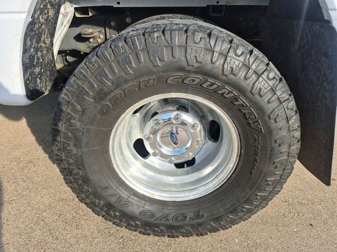 Used 2022 Ford F350 XL w/ STX Appearance Package image 9