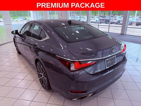Certified 2023 Lexus ES 350 w/ Premium Package FWD image 6